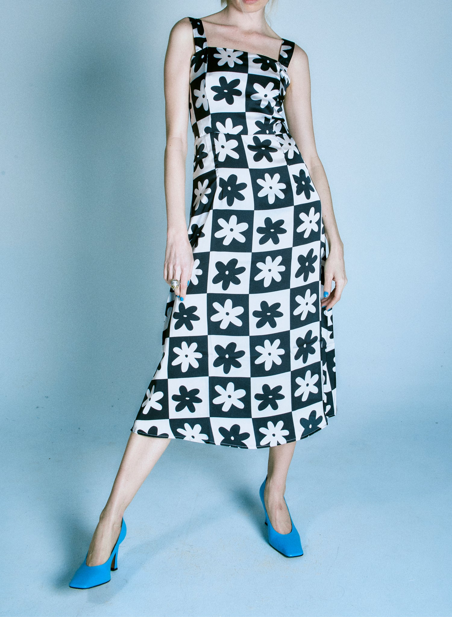 Sloane Midi Slip Dress in Daisy Print